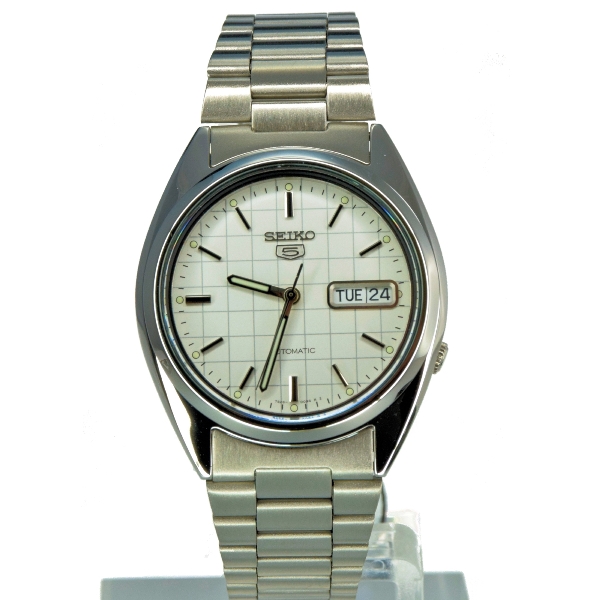 seiko 5 automatic white dial