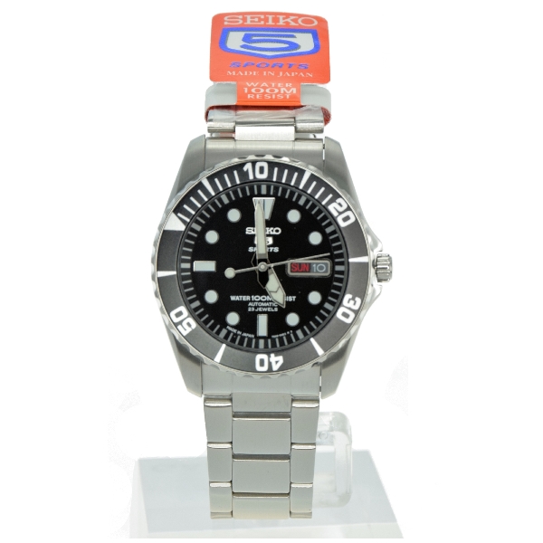 seiko 5 sports submariner