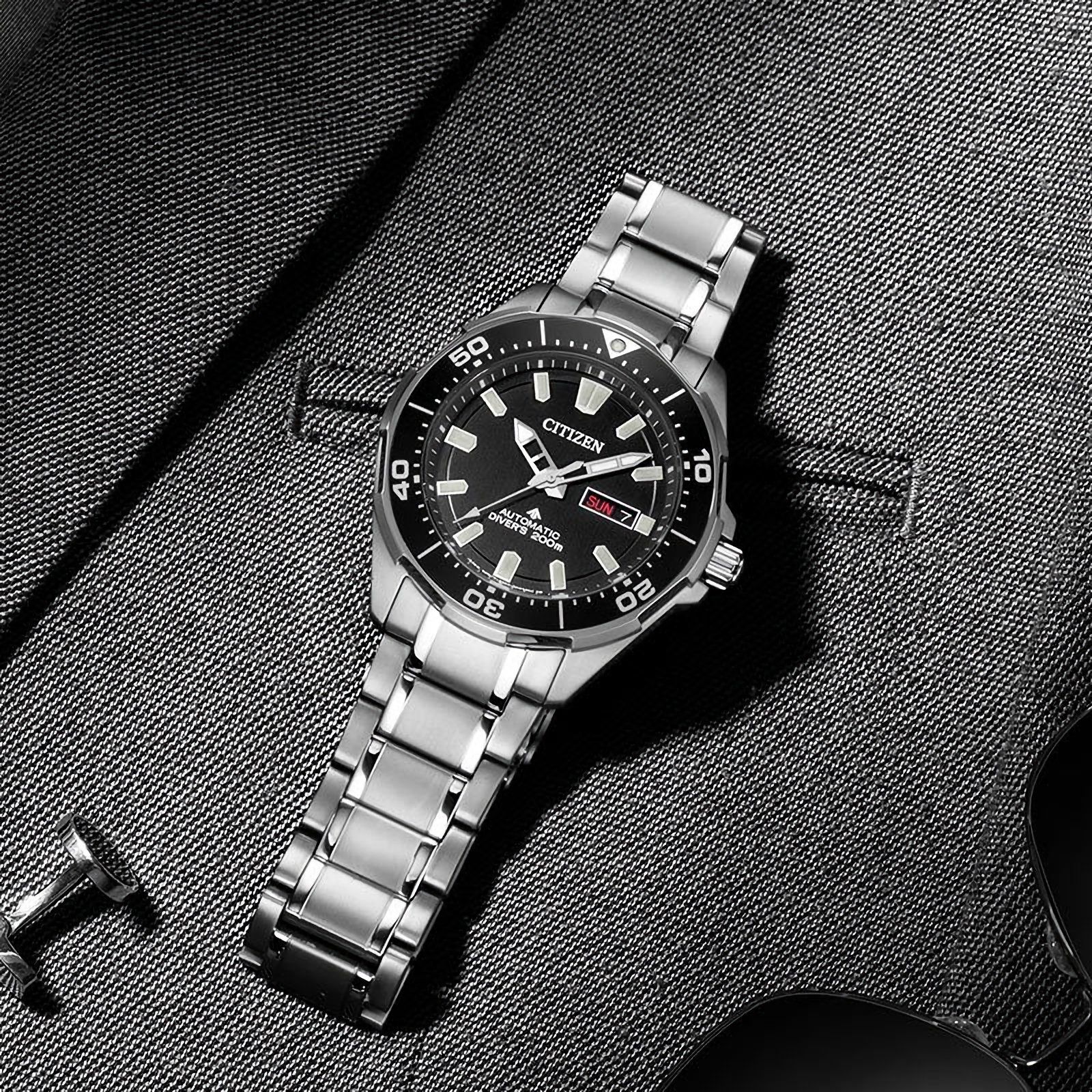 citizen ny0070