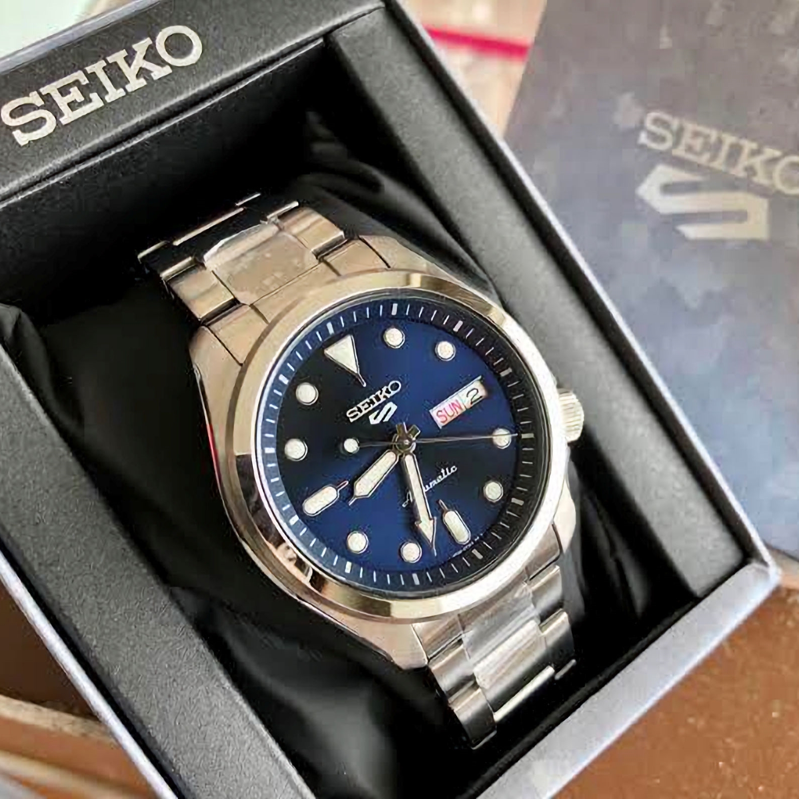seiko series 5 sports