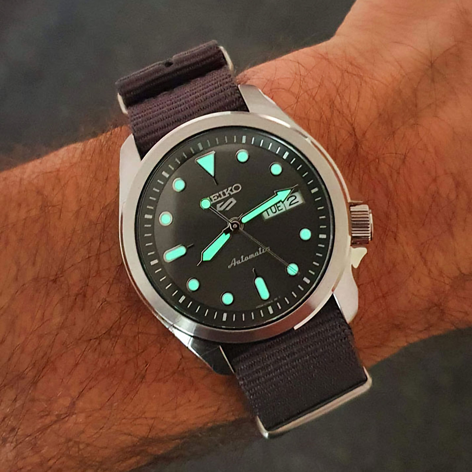 seiko 5 sports size